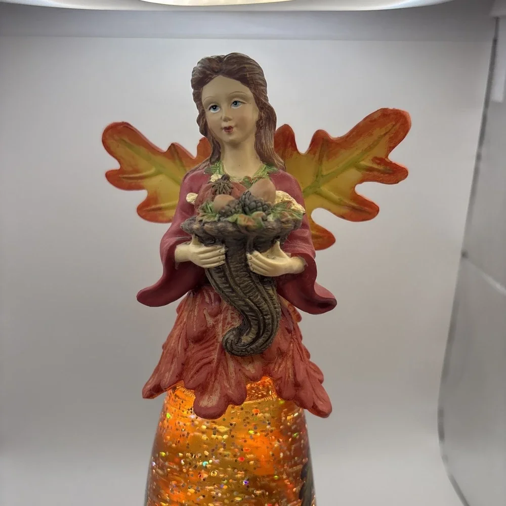 Cracker Barrel~Acylic Harvest Angel Glitter Lamp~13